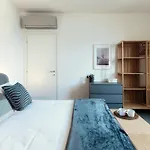 Apartment Luce & Olive - By Myhomeincomo