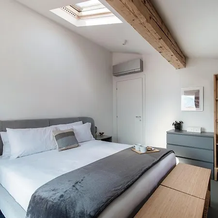 Apartamento Luce & Olive - By Myhomeincomo