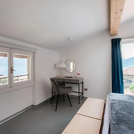 Apartamento Luce & Olive - By Myhomeincomo *