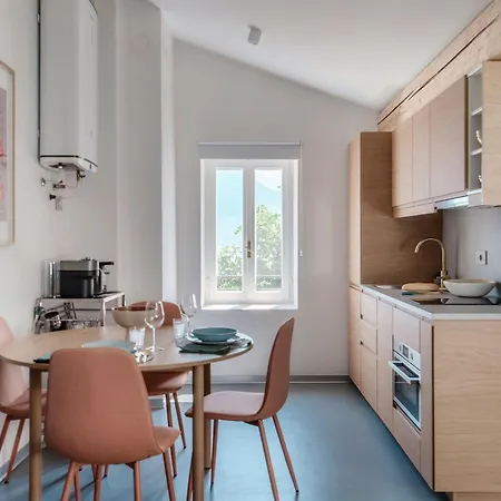 Apartamento Luce & Olive - By Myhomeincomo